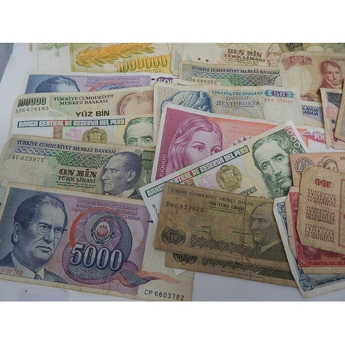 103 - Large Quantity of World Banknotes from a private collection.