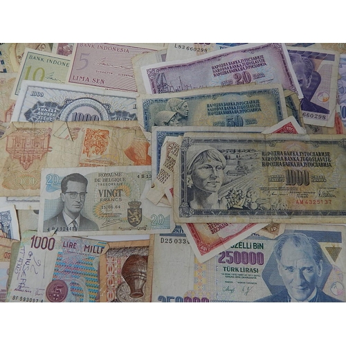 103 - Large Quantity of World Banknotes from a private collection.