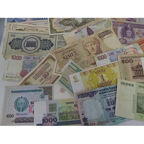 104 - Large Quantity of World Banknotes from a private collection.