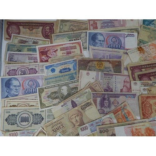 104 - Large Quantity of World Banknotes from a private collection.