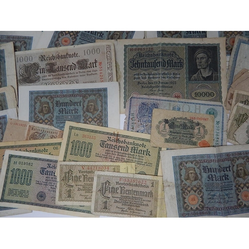 105 - Large Quantity of World Banknotes from a private collection.