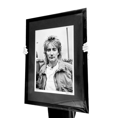 558 - Rod Stewart London Fine Art Photography - Limited Edition

Photo details - Pop music icon Rod Stewar... 