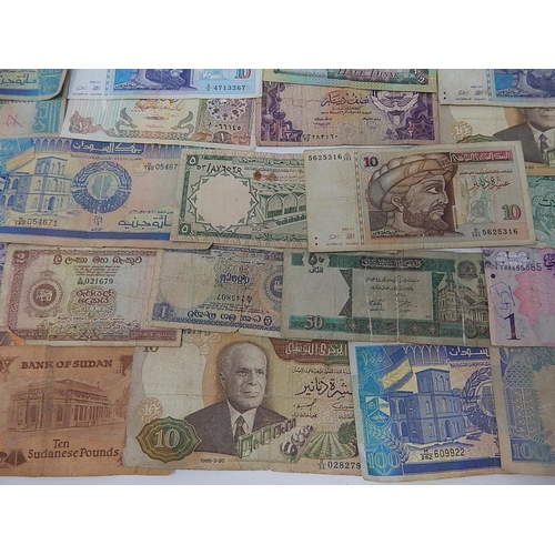 100 - Large Quantity of World Banknotes From a Private Collection.