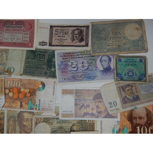 99 - Large Quantity of World Banknotes From a Private Collection.