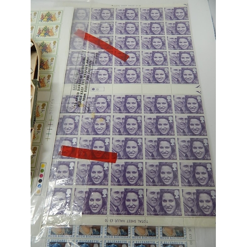 265 - Unused Postage Stamps Including 5 x Sheets of 100: Booklets, Blocks & Loose Stamps: Total Value £150... 