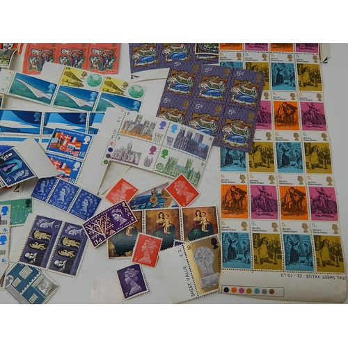 266 - QEII Pre-Decimal Mint U/M Postage Stamps Including Some Blocks.