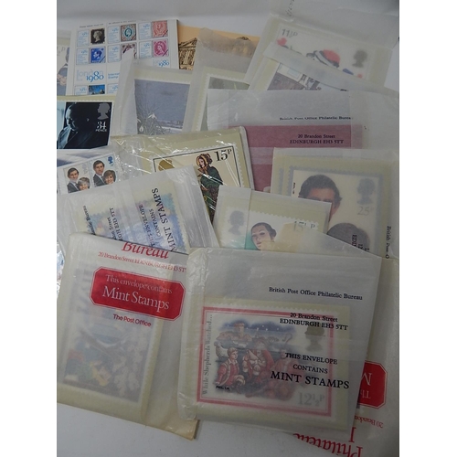 267 - Large Quantity of Royal Mail Issue Postcards + FDC's.