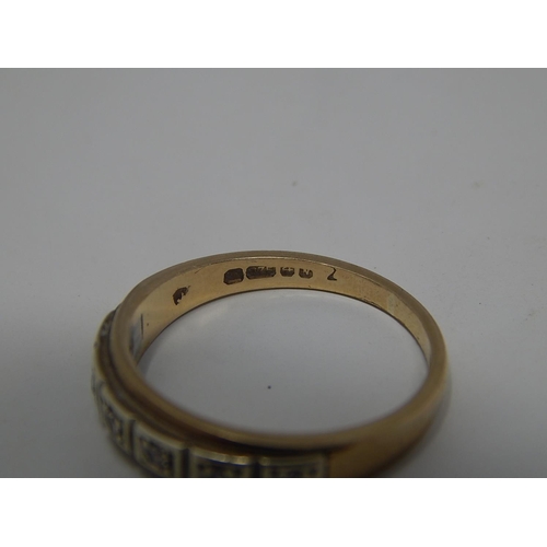 31 - 9ct Gold Ring Set with 6 Diamonds Mounted in White Gold: Ring Size L: Hallmarked Birmingham 1987: We... 