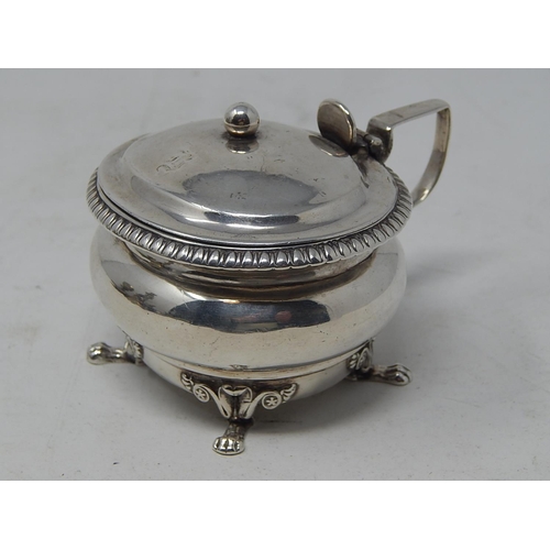 40 - Large George III Silver Mustard Pot: Hallmarked London 1817.