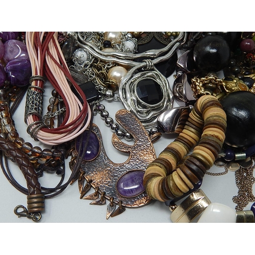 138 - A Large Quantity of Costume Jewellery.