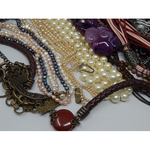 138 - A Large Quantity of Costume Jewellery.