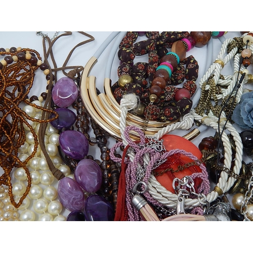 138 - A Large Quantity of Costume Jewellery.