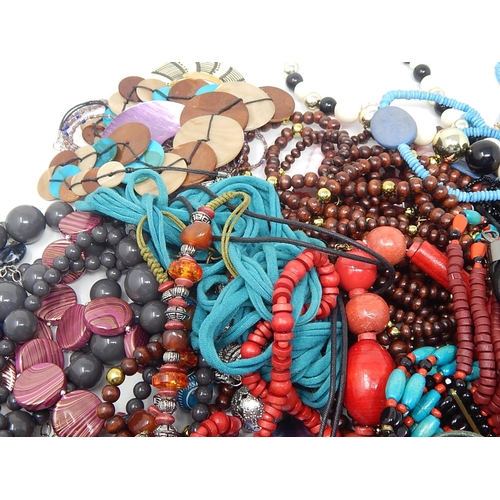 139 - A Large Quantity of Costume Jewellery.