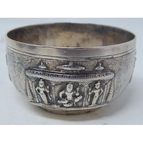 158 - C19th Indian Silver Bowl with Figural Decoration: Measures 8cm diameter: Weight 146g