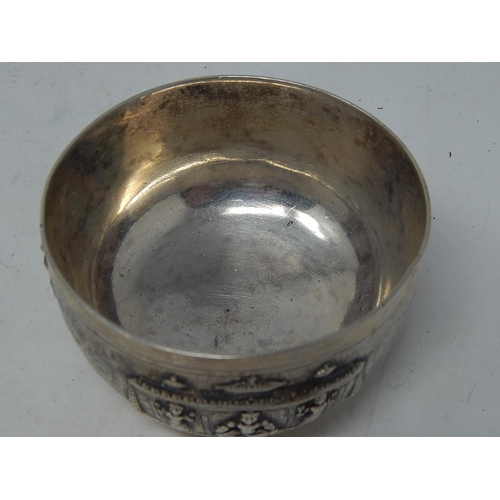 158 - C19th Indian Silver Bowl with Figural Decoration: Measures 8cm diameter: Weight 146g