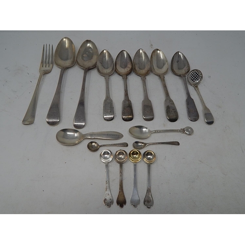 169 - Quantity of Georgian & Later Silver Flatware: Various Dates & Makers: Gross weight: 17.52oz (545g)