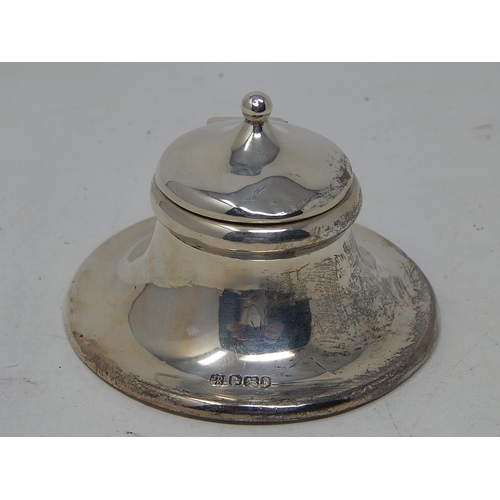 171 - Edwardian Silver Capstan Inkwell: Hallmarked Sheffield 1903 by James & William Deakin: Measures 8cm ... 