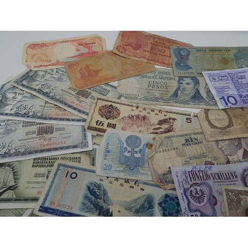 88E - World Banknotes From a Private Collection