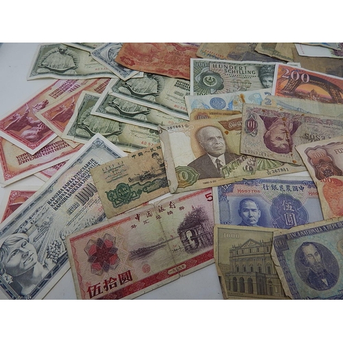 88F - World Banknotes From a Private Collection