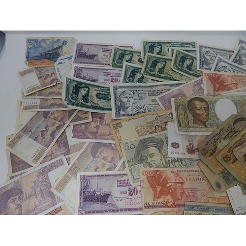 88I - World Banknotes From a Private Collection