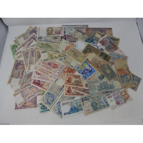 88J - World Banknotes From a Private Collection