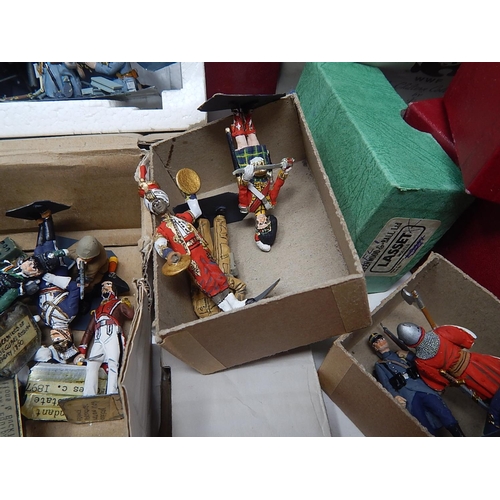 30 - A large collection of toy soldiers, some tin, a few damaged