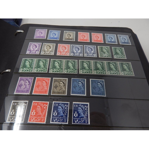 60 - Malta/GB collection with much Mint GB housed in 2 albums