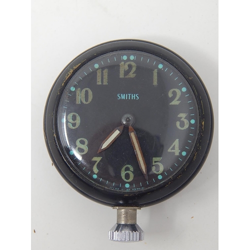 557 - Vintage Smiths Bottom Wind Car Clock with Magnetic Back: Working When Catalogued.