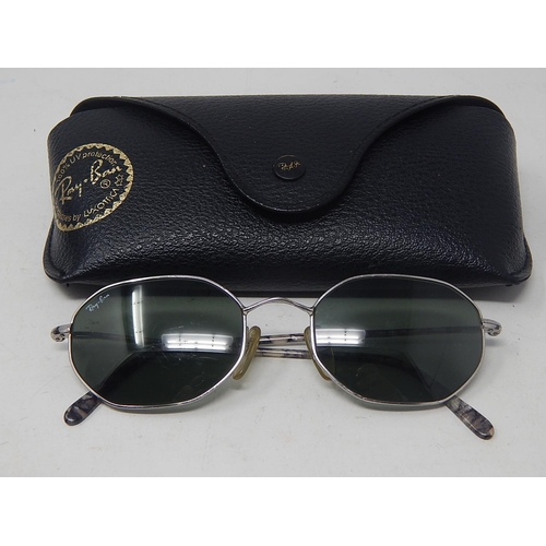 558 - Pair of Vintage RAY BAN Sunglasses in Case.