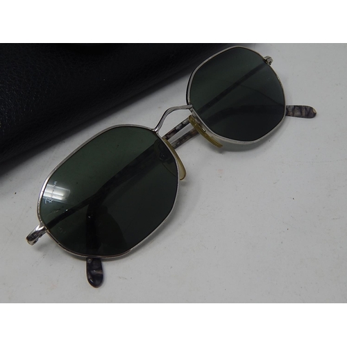 558 - Pair of Vintage RAY BAN Sunglasses in Case.