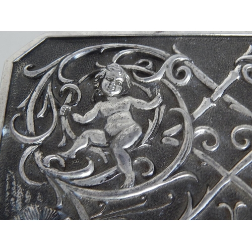 600 - Large Silver Plated Jewellery Box Adorned with Cherubs: Plush Lined Interior: Measures 24cm x 17.5cm