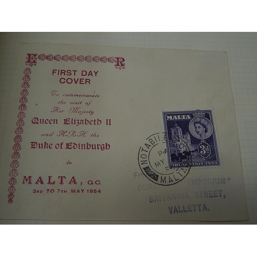 135 - Large collection of stamps inc GB housed in 5 albums