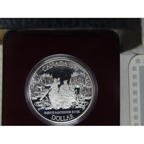 24 - Royal Canadian Mint silver dollars 1989 (2); 1990 (2); 1991 (2) all housed in their original cases a... 