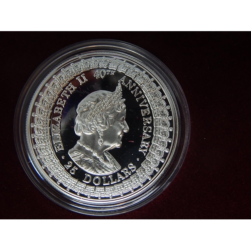 37 - The Royal Ladies Royal Australian Mint 5-Coin Proof Set in case with COA - all coins struck in .925 ... 