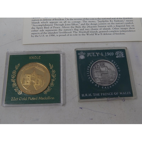 54 - Primates 4 Coin Coloured Animal Set in Pobjoy Mint folder; Commonwealth Games Commemerative £2 Coin ... 