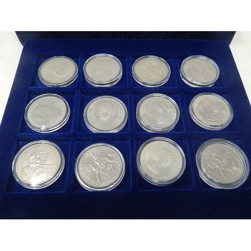 80 - Collectors box containing a selection of 24 Crowns in capsules