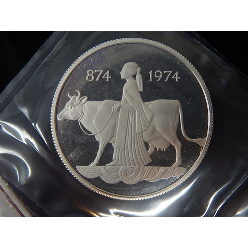 245 - Iceland 1974 Silver Proof (2) Coin Set Commemorating The 1100th Anniverssary of The Settlement of Ic... 