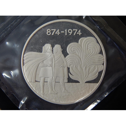 245 - Iceland 1974 Silver Proof (2) Coin Set Commemorating The 1100th Anniverssary of The Settlement of Ic... 