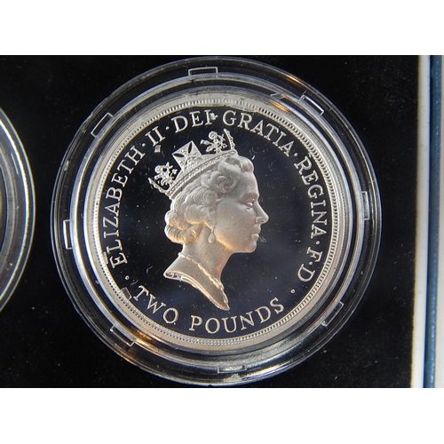 246 - 1989 £2 Silver Proof (2) Coin Bill of Rights & Claim of Rights Set in Case of Issue With COA