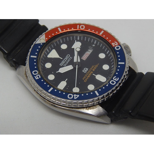 355 - Seiko Gentleman's Professional Divers Watch 200m: With Date Date Apertures: Blue & Red Bezel on Orig... 