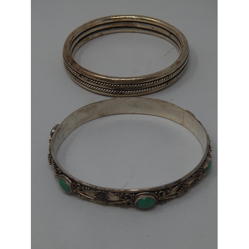 375 - 2 x Heavy Silver Bangles: Weight 81.3g