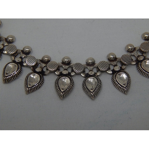 377 - Large Silver Fringe Necklace: Measures 44cm