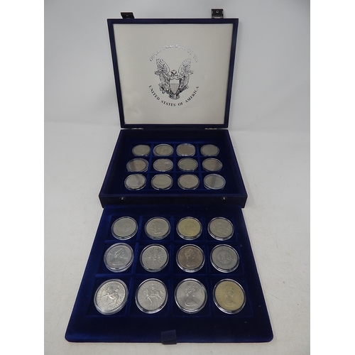 39 - A collectors box containing 2 trays of Commemorative Crowns