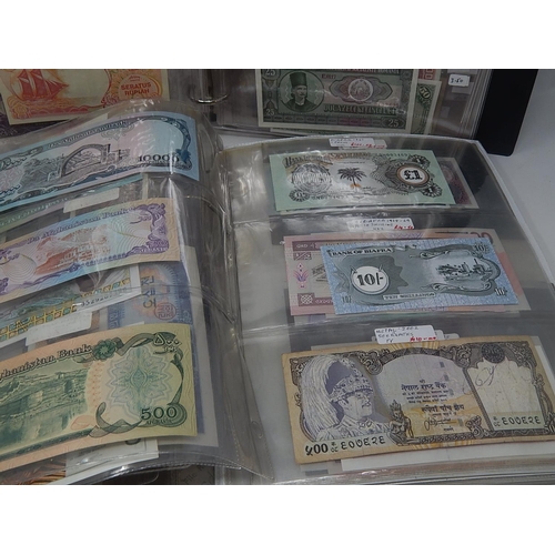 93 - Large Collection of World Banknotes housed in 2 x folders many interesting Countries noted, mixed co... 