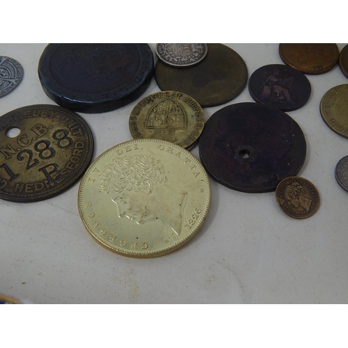 141 - Vintage cigar box containing a selection of interesting coinage including: Victorian Enamel Shilling... 