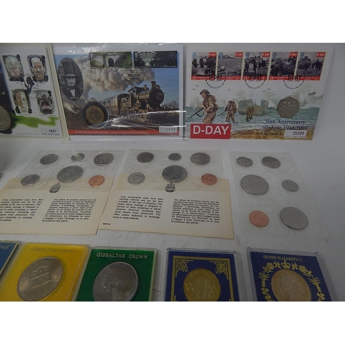 156 - Isle of Man Decimal Proof Set 1971 in white leather case of issue; Canada 1968, 1970, 1971 Brilliant... 