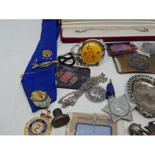 199 - Box containing a selection of Silver items, medals, etc