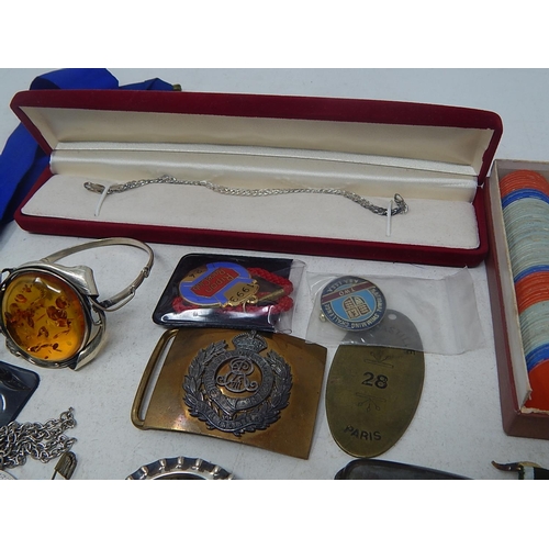 199 - Box containing a selection of Silver items, medals, etc