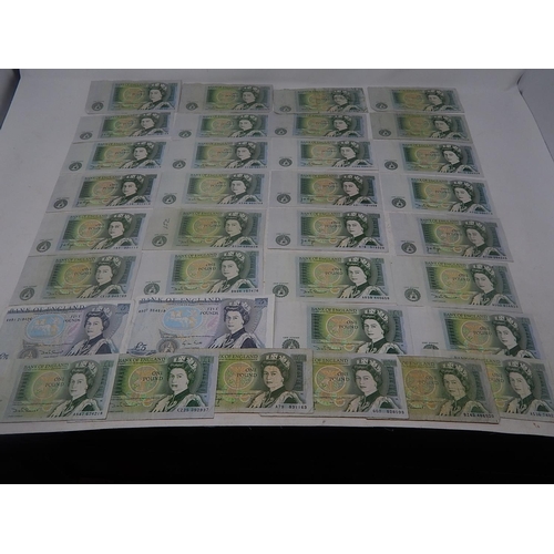 266P - Banknotes: £5 Notes (2) £1 Notes (32)