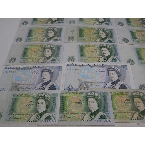 266P - Banknotes: £5 Notes (2) £1 Notes (32)